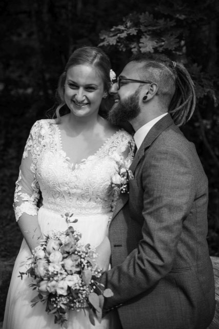 Hochzeitsportrait im Wald